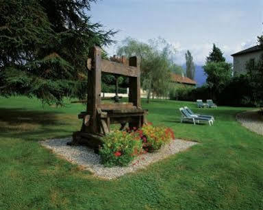 La Tour De Pacoret Hotel Chambery Exterior photo